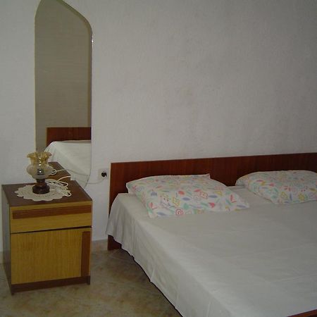 Apartmani Lukin Betina  Extérieur photo